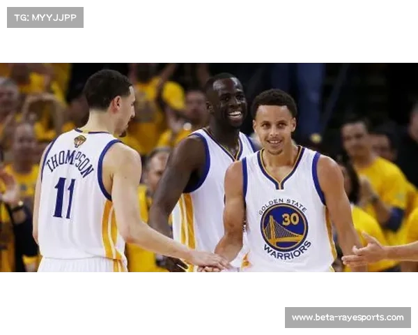 杨瀚森对飙库里三分雨篮板创新高妙传连线全场沸腾