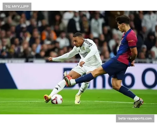 亚马尔与A费巅峰对决或成转折焦点 双方未来走势引发热议